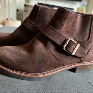 LL Bean Chelsea Suede Leather Ankle Boots Suede Item 503167 Womens US 9 Brown